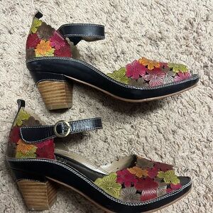 L’Artiste heels. New, never worn. Retail $129. US size 9.5 EU size 41